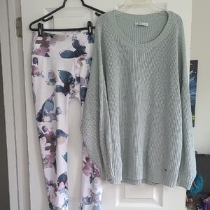 Hollister Mint Green Crew Neck Sweater